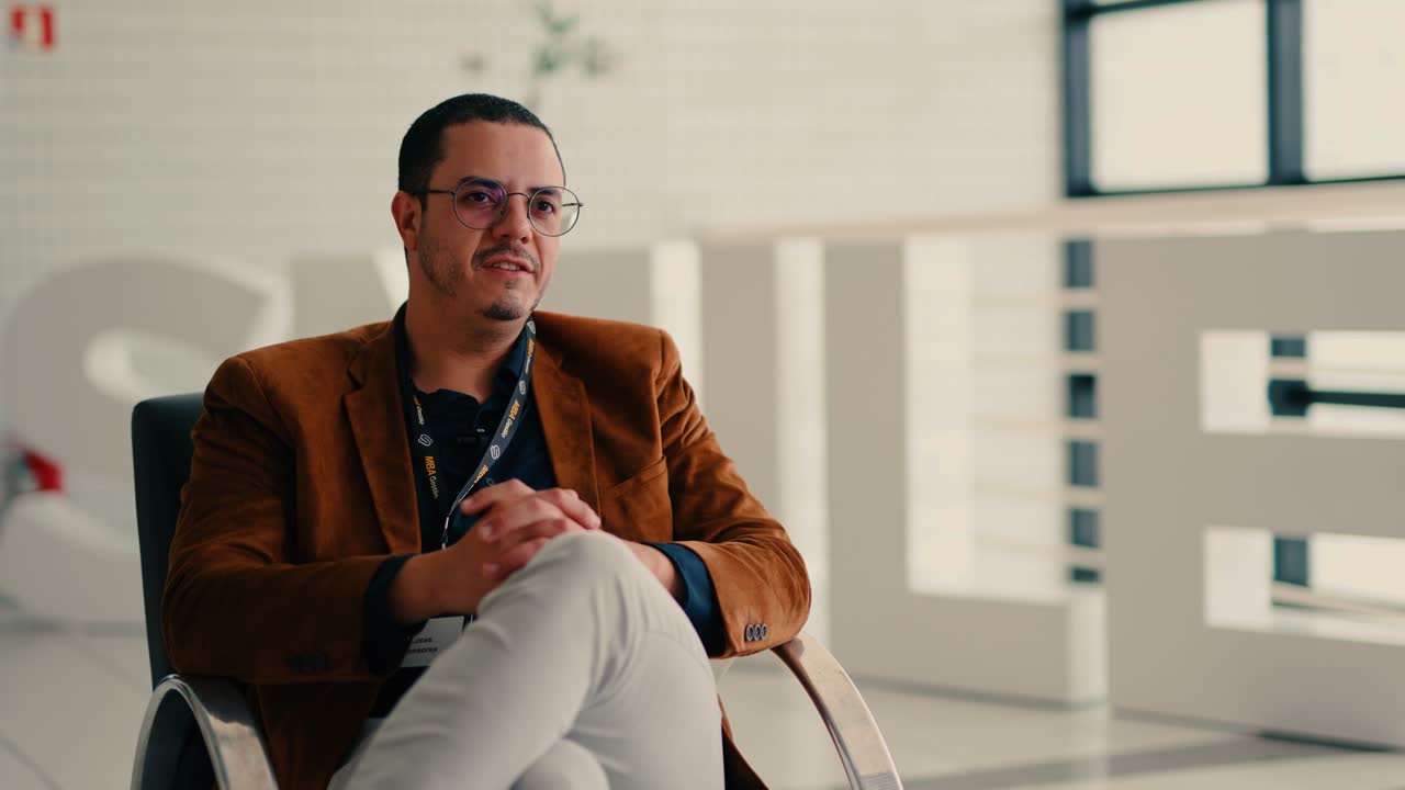 Lucas, Implantodontia em Caçapava, SP, em depoimento para a Smile University