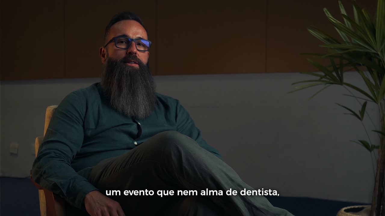 Matheus, Cirurgião buco maxilo facial, em depoimento para a Smile University