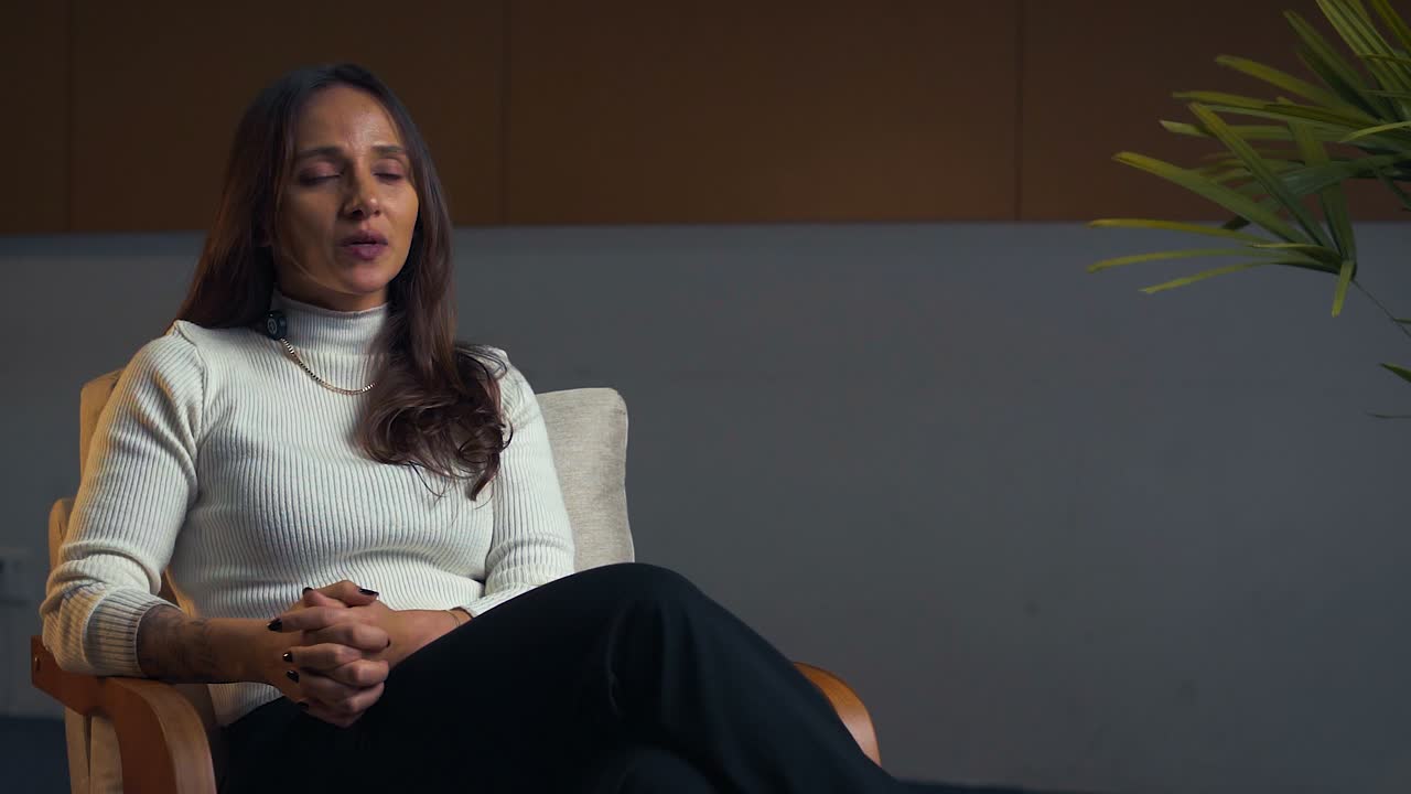 Sanzia, Endodontia em Rio de Janeiro, RJ, em depoimento para a Smile University